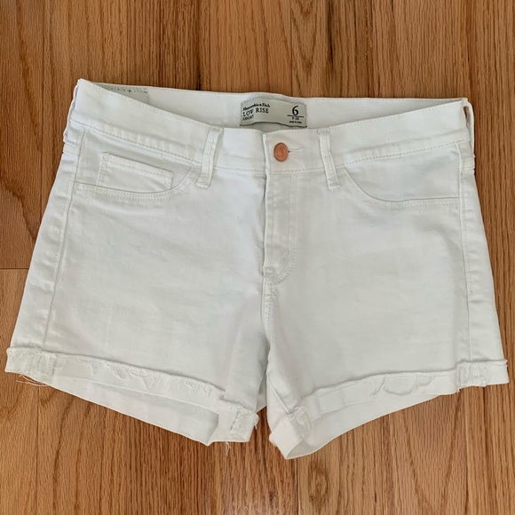 Abercrombie white denim shorts - Picture 1 of 3
